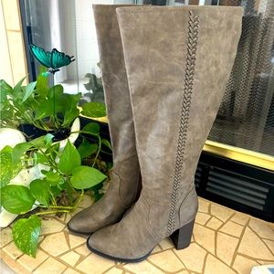 Madden Girl Boots 🔥